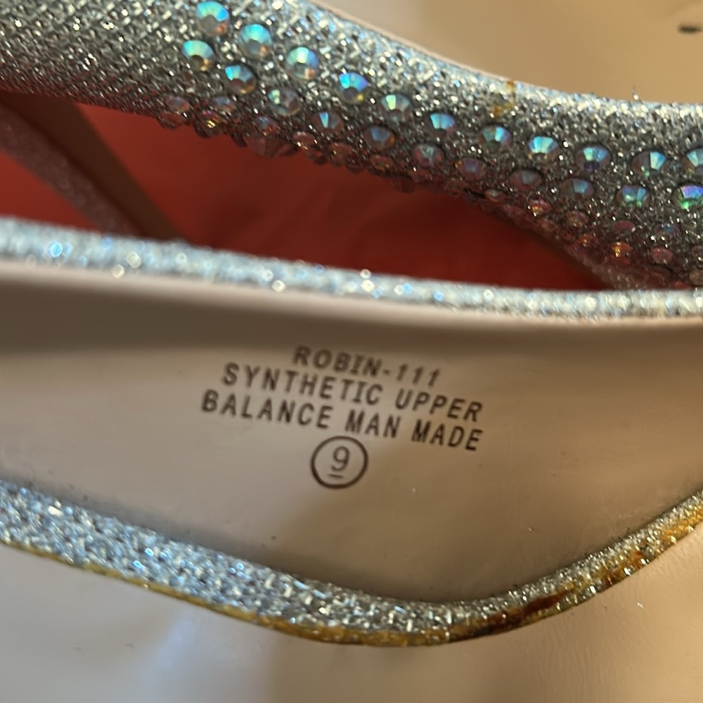 Pretty bling heels - Picture 8 of 10